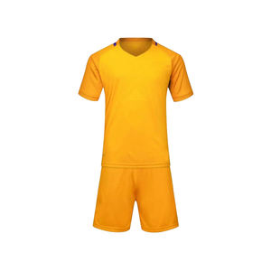 Uniforme de fútbol de poliéster personalizado de alta calidad, conjuntos sublimados coloridos - Product Image 2