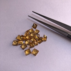 Pierre de citrine naturelle de 5mm coupe carrée pierres précieuses semi-précieuses en vrac boutique en ligne du fabricant au prix d'usine en vrac Wholeslae - Product Image 1