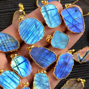 Pendentif en diamant galvanisé rainurite bleu, 1 pièce, labradorite bleue, Madagascar medusa, corsage, bracelet en or, cristal - Product Image 1