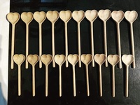 Cuchara de Cocina Artesanal de Madera de Haya Maciza con Diseño Vintage, Mango Ergonómico Ecológico para Mezclar, Hornear, Regalos Empresariales