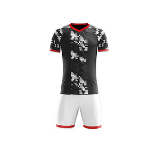 Ensemble d'uniformes de football personnalisés pour hommes adultes, 100% polyester, impression numérique, col rond, manches courtes, nom du joueur, numéros - Product Image 1