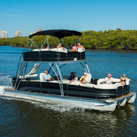 Bateau à ponton en aluminium à trois ponts avec sièges de capitaine