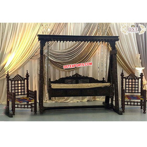 Columpio de madera tallado para boda, columpio tradicional indio con sillas de bollwood - Product Image 1