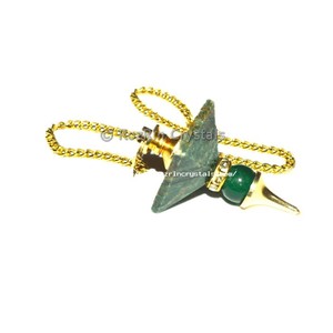 Pendules en boule de pyramide d'aventurine verte, meilleure promotion sur les pendules, en boule de pyramide Aventurine verte - Product Image 1