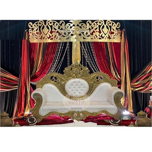 Royal Crown Style Modern Wedding Stage Love Seat Sofá Set Madera tratada Tamaño personalizado Decoraciones DE BODA Muebles - Product Image 1