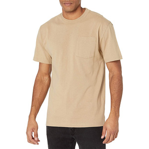 Camiseta de Algodón Roja de Manga Corta para Hombre con Bolsillo, Corte Regular, Cuello Redondo, Tejido Jersey, Color Sólido - Product Image 4