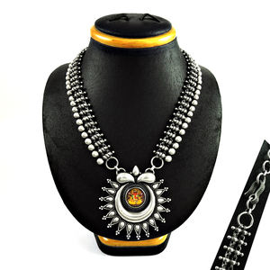 Collar de Plata Esterlina 925 con Aspecto Étnico, Joyería Artesanal Hecha a Mano, para Mujer y Niña - Product Image 1