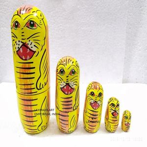 Artesanías de madera para decoraciones, juego de muñecas, juego de muñecas anidadas, juguetes de madera, regalo de madera, artículos de artesanía de madera. - Product Image 5