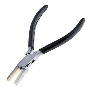 Alicates de punta plana con mandíbulas forradas de latón - Product Image 4