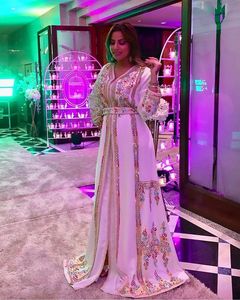 Impresionante-hermosa diseñador vestido de boda para boda fiesta adornados en cuentas de vidrio cristal piedra trabajo = 2020 - Product Image 1