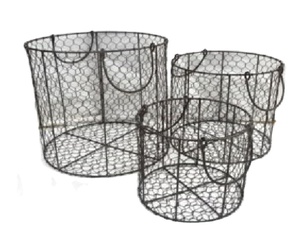 Ensemble de 3 paniers à nourriture en fil métallique de tailles personnalisées, design en maille avec finition en poudre noire, parfait pour le rangement décoratif des ustensiles de cuisine - Product Image 1