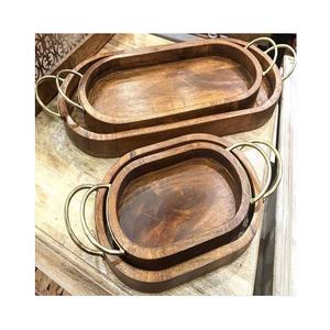 Bandeja Ovalada de Madera para Servir Alimentos con Asas de Metal, Juego de 4 Bandejas de Diferentes Tamaños para Servir Alimentos en India - Product Image 1