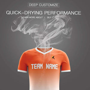 Uniforme de football personnalisé pour hommes avec sublimation Nouveau design Vêtements de football - Product Image 3