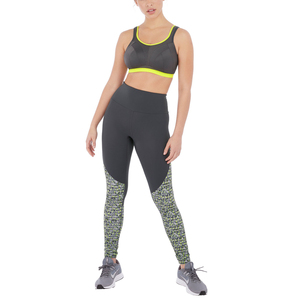Sujetador deportivo con logotipo personalizado para mujer, sostén deportivo con copa blanda dinámica, diseño de contraste negro, para correr, gimnasio, Yoga, ropa de uso diario, venta al por mayor - Product Image 2