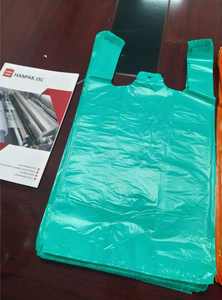 Sacs en T-shirt recyclés de couleur personnalisée en gros pour la vente au détail et les supermarchés |   Prêt pour le marché européen - Product Image 4