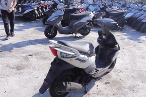 Sử Dụng <span class=keywords><strong>RS</strong></span> <span class=keywords><strong>100</strong></span> Scooter Xe Máy Từ Đài Loan - Product Image 4