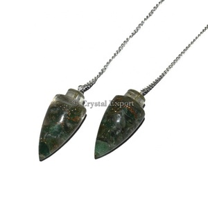 Pendule d'orgone à balle foncée en aventurine verte - Product Image 1
