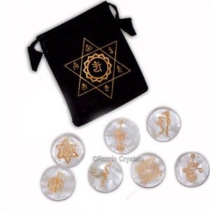 Wholesale Rate Crystal quartz round reiki healing set : Wholesale Rate Crystal quartz round reiki healing set For Sale - Product Image 1