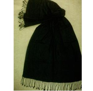 Traditional Winter Square <b>Pashmina</b> <b>Shawl</b> Plain <b>Black</b> Viscose for Muslims Stylish Cold Weather Accessory - Product Image 1