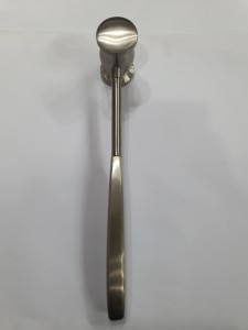Martillo de Acero Collin para Instrumentos Quirúrgicos Manuales, Marca Endo Tech, Certificado ISO 13485, 8 1/4 Pulgadas, Garantía de 5 Años - Product Image 3