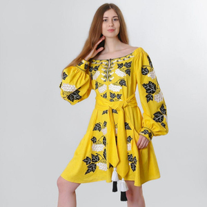 Vestido corto ucraniano amarillo sin tirantes de moda de verano caliente con bordado Nuevo estilo Patrón sólido Ajuste informal y relajante - Product Image 3