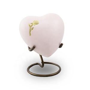 Meilleure vente de petite urne funéraire en forme de cœur métallique de haute qualité pour cendres humaines/fournitures funéraires - Product Image 5
