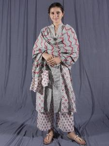 Pourpre Bloc de Main En Coton Imprimé Kurti (3 Pièces) - Product Image 6