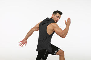 Sudadera con capucha de entrenamiento de verano para hombre, camisetas sin mangas, sudaderas sin mangas de poliéster de secado rápido para gimnasio, logotipo personalizado impreso negro térmico para hombre - Product Image 2