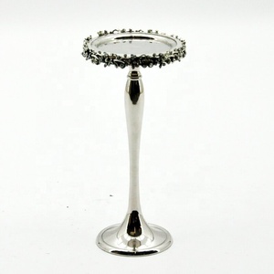 Candelabro de latón y Metal de nuevo diseño moderno, el más vendido, decoración del hogar a la moda, modelo artesanal, soporte de vela - Product Image 1
