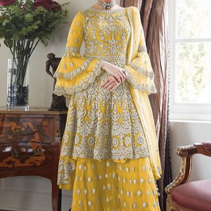 -LATEST---DESIGNER---NEW--DECENT--EMBROIDERY SUR FLOOR-LENGTH--FOR Parti porter-robe avec applications pour la Fête/Mariage = 2021. - Product Image 1