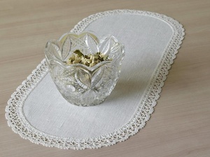 Classic White Linen Table Runner with Lace Edge Home Decor - Product Image 2