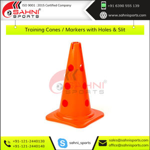 Calidad Premium 12 \ "y 15 \" Conos de entrenamiento de agilidad deportiva Material PE Marcadores de servicio pesado con agujeros Esenciales de hendidura para entrenamiento - Product Image 4