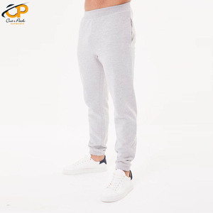 Survêtement à col rond 95% coton pour hommes Combinaison de course surdimensionnée à manches longues avec logo imprimé Ensemble de pièces de remorquage en polaire d'hiver - Product Image 4