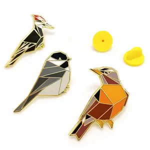 wholesale metal craft souvenir maker lapel pins hard enamel custom logo