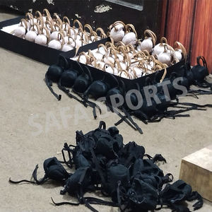 Capucha de Cuero Suave para Cetrería Árabe, Personalizable, de Alta Calidad, al por Mayor, para Uso en Exteriores - Product Image 2