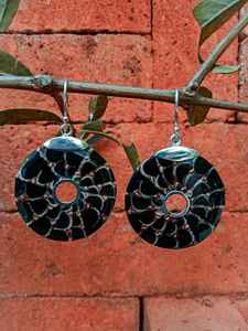 ต่างหู KA-ER002เปลือกเรซินสีดำต่างหูแบบเกี่ยวหูเงินสเตอร์ลิงหูชุบทองเครื่องประดับของขวัญสำหรับผู้หญิงเด็กผู้หญิงชุดปาร์ตี้ - Product Image 2