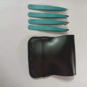 Lot de 4 instruments de beauté de qualité médicale de haute qualité Pince à sourcils professionnelle Pointes inclinées en acier inoxydable - Product Image 5