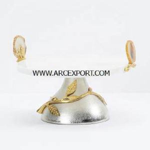 White <b>Marble</b> With Gold Plated Handle <b>Large</b> Modern Unique Designing Serverware Stylish Serving Tray Platters in Reasonable Price - Product Image 5