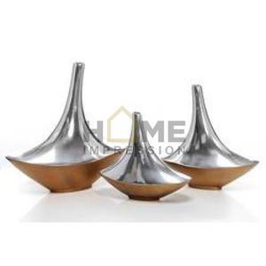 Vase à fleurs en métal plaqué argent et or Vase et pots de designer antique fantaisie Fournitures de centres de table décoratifs pour la maison et le jardin - Product Image 2