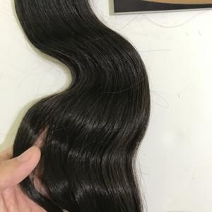 Venta al por mayor 20 pulgadas 2 gram/unid cinta de extensión de pelo ondulado virginal de la cutícula del pelo humano de Remy cinta en extensiones de cabello humano - Product Image 4
