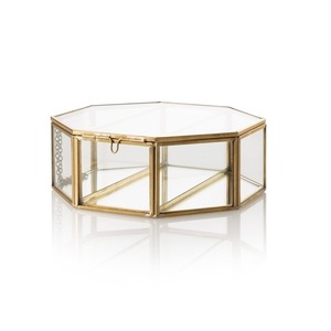 Nouvelle boîte à bijoux au design tendance pour ranger les alliances, les boucles d'oreilles, les bracelets, les colliers - Product Image 1