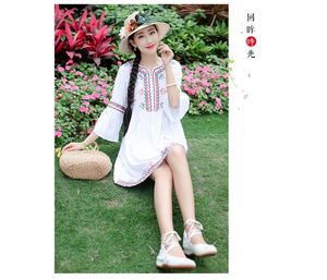 Vestido Corto Bordado Natural Tejido para Mujer, Estilo Europeo, Manga Ancha Tres Cuartos, Lavable, Mini Vestido - Product Image 2