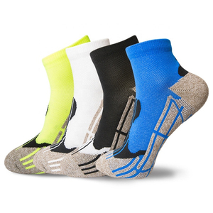 Meilleures nouvelles chaussettes professionnelles antidérapantes pour hommes, logo personnalisé, sport, basket-ball, elite - Product Image 1