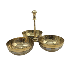 Ensemble de 2 bols à fruits secs en laiton martelé avec base en bois, qualité supérieure, forme ronde, bol à chocolat en vrac - Product Image 4