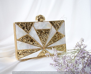 Base de Metal de embrague hecho a mano con incrustaciones de perlas, a precio asequible - Product Image 1