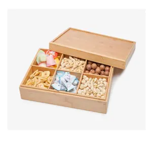صندوق حجرة من الخيزران مع أكثر ملاءمة لاحتواء الحلوى والمربيات في Tet في أدوات المائدة