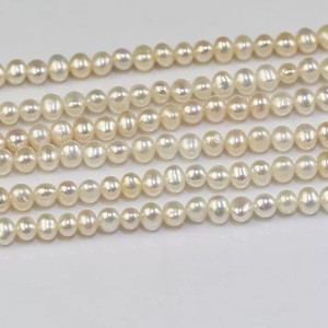 ลูกปัดไข่มุกน้ำจืดสีขาวธรรมชาติ4มม. ไข่มุกสีเบจเล็กๆสำหรับสร้อยคอ - Product Image 2