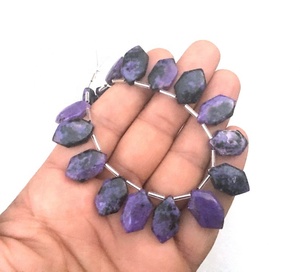 Piedras preciosas de Charoite Natural, joyería de diseño con forma de Briolette liso, pulsera, collar, pendientes, cuentas de piedra, 17 piezas - Product Image 2