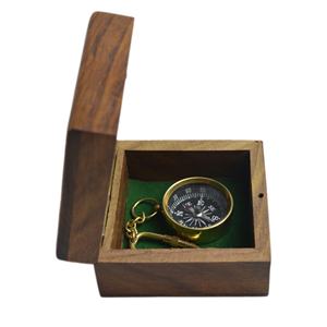 การออกแบบโลหะที่เป็นของแข็งทะเลพวงกุญแจเรือล้อรูปโลหะทองเหลืองและการออกแบบตะขอกุญแจสีทอง - Product Image 3