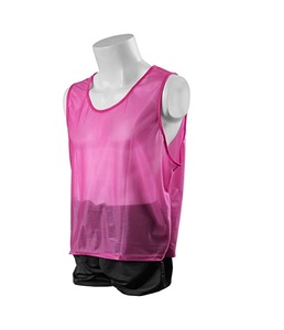 2024 personnaliser usine en gros personnalisé 100% polyester jeunes adultes enfants football maille bavoirs football sport formation gilet - Product Image 2